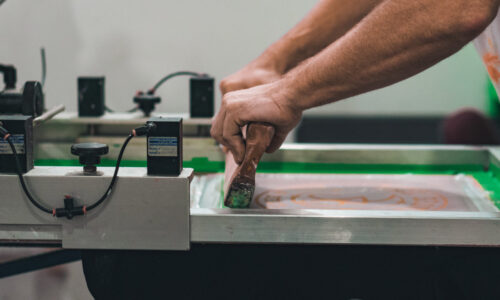 Garage Screen Printing: 7 Ways To Maximize Your Limited Space