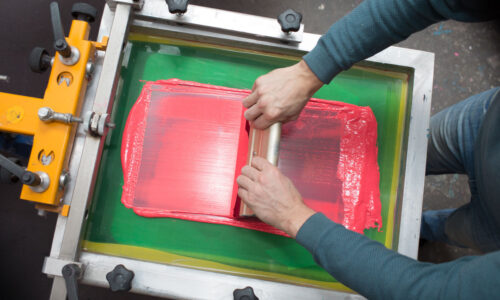 6 Ways Weather Impacts Screen Printing Quality