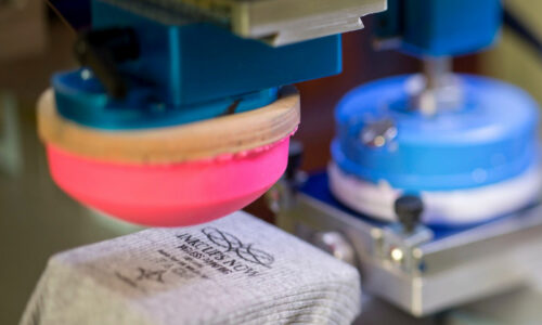 Tagless Apparel Labels Made Easy – B100 1-Color Pad Printing Machine