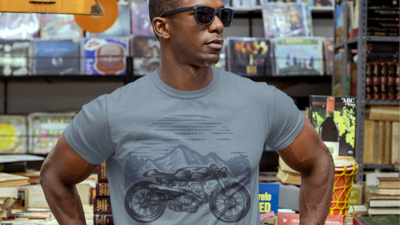 You are currently viewing How To Boost Online Sales with Screen Printing Affiliate Stores