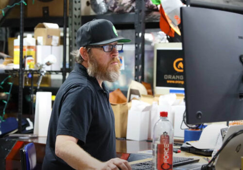 Why DecoNetwork Works For Garment Decoration Print Shops