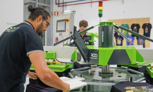 Breakdown: ROQ Impress vs. Traditional Heat Presses